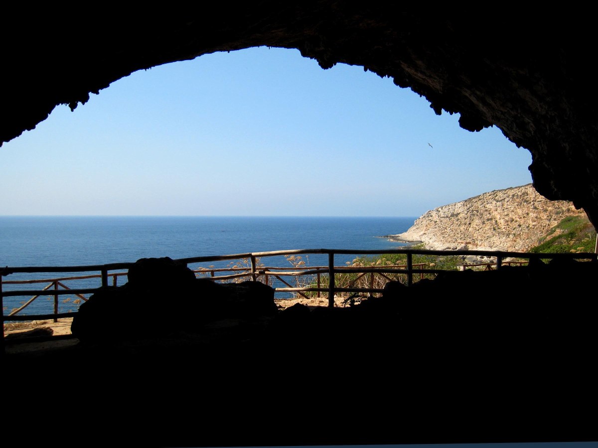 3 - La Grotta del Genovese